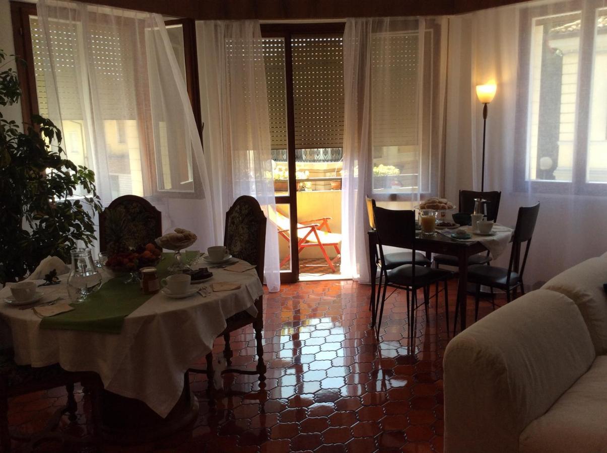 Manu Vintage B&B Cattolica Exterior photo